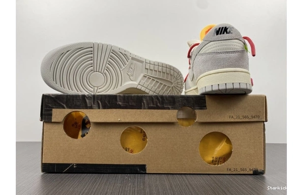 O-W Lot DJ0950-103 Dunk Low Nike 40 1010